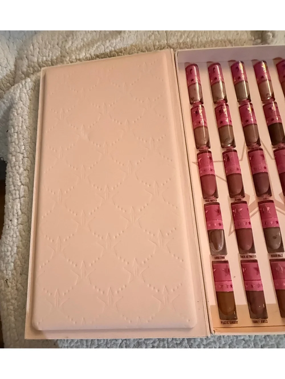 N/A discontinued jeffree